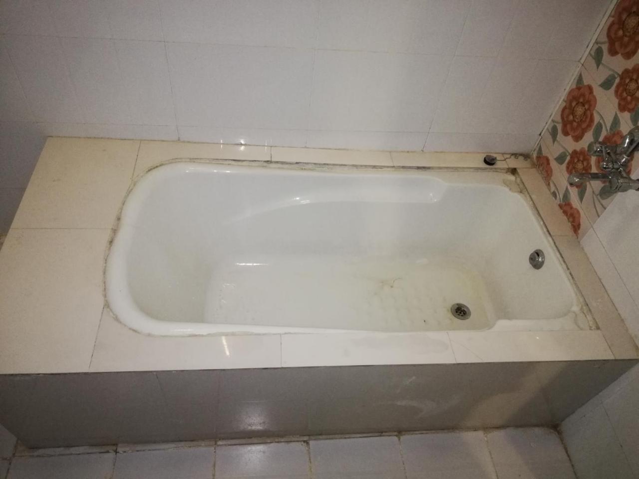 Elite Inn Lonavala Exteriör bild