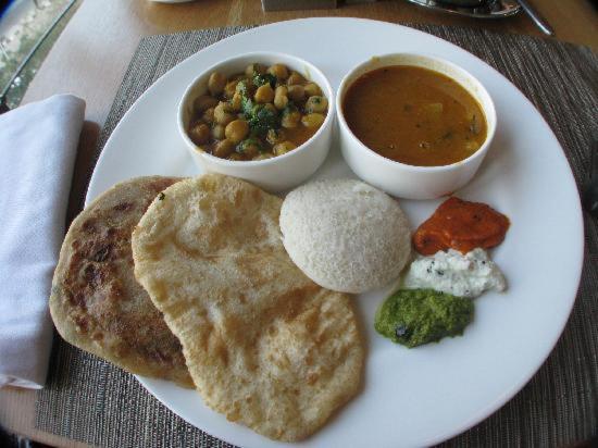 Elite Inn Lonavala Exteriör bild
